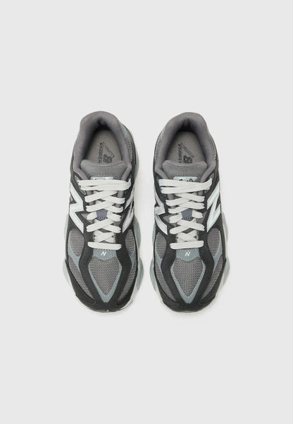 New Balance 9060 Gris Léger