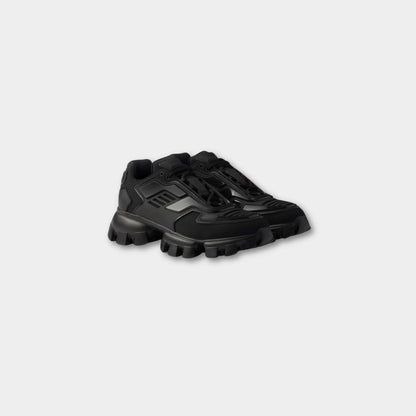 Outfit Prada Noir + Casquette Offerte