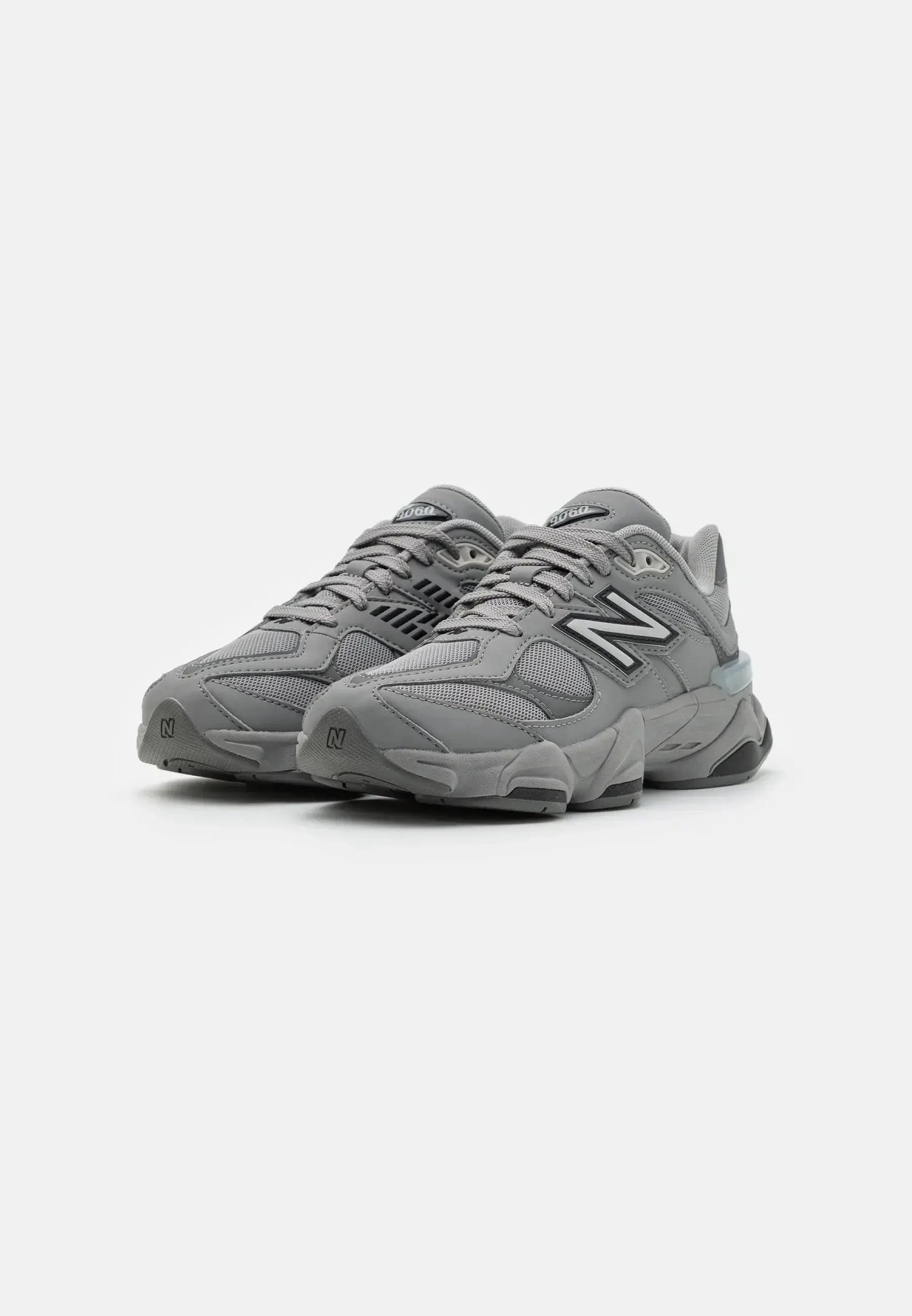 New Balance 9060 Gris