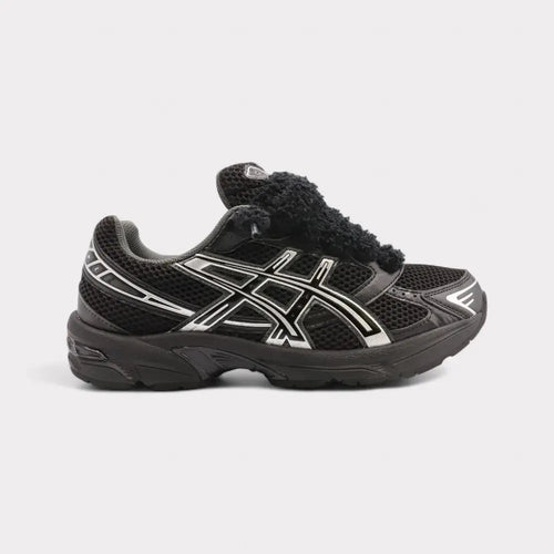 GEL-1130 Black Pure Silver - Fluffy Laces Black