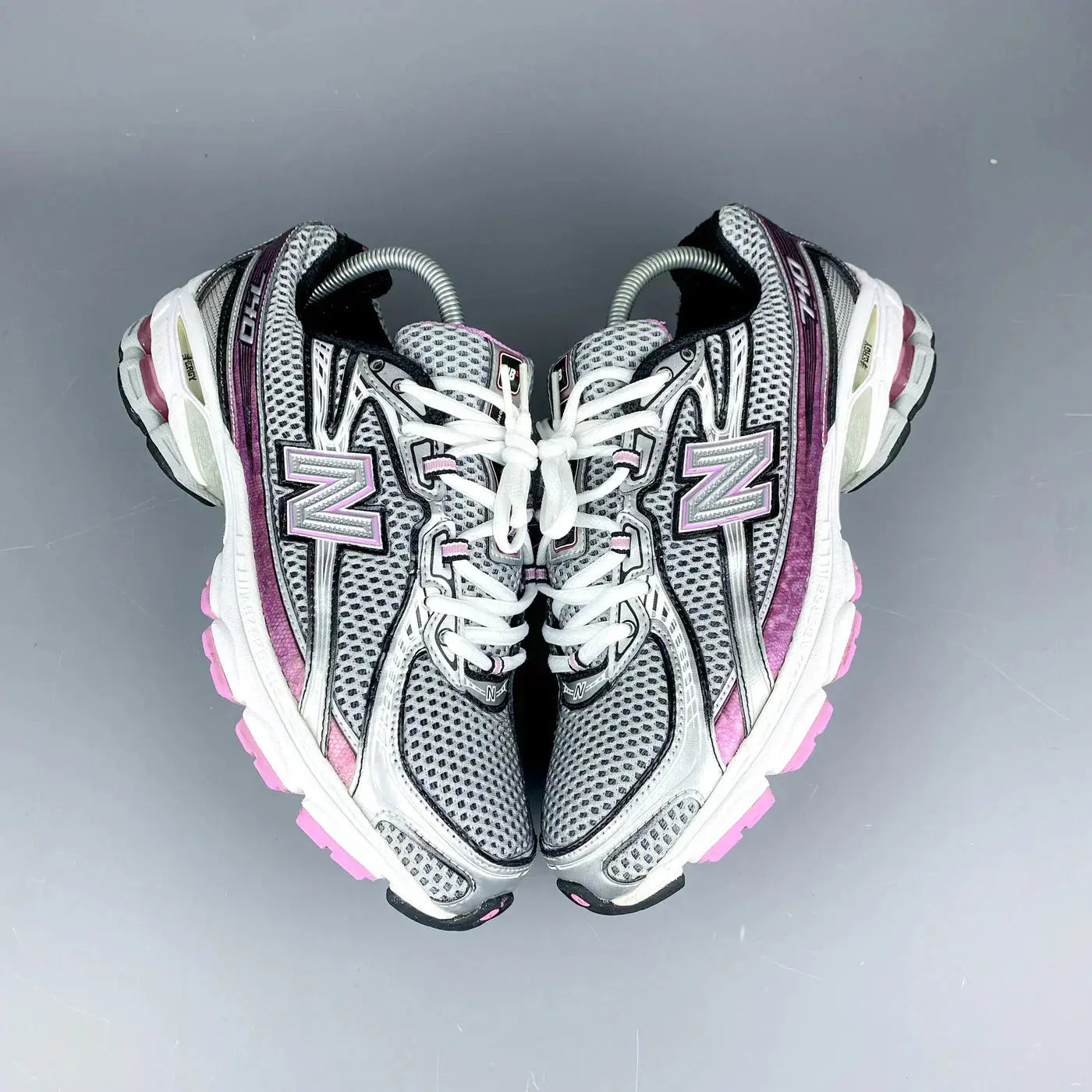 New Balance 740 Rose