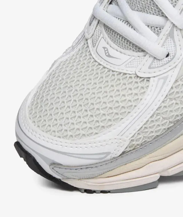 Saucony Progrid Omni 9 Blanc