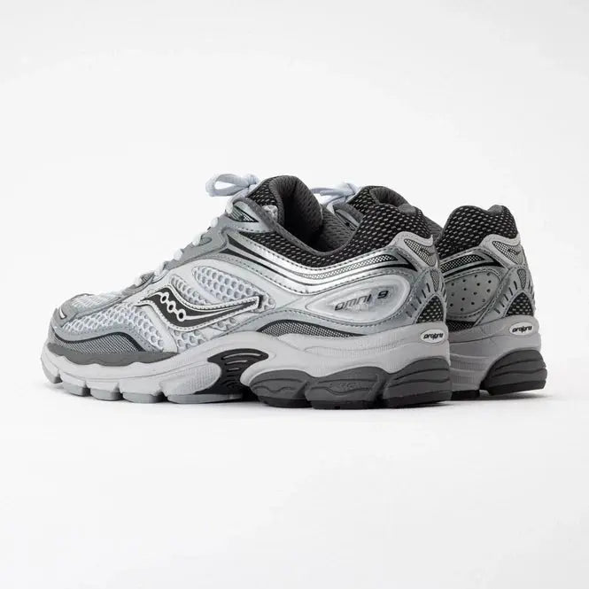 Saucony Progrid Omni 9 Microchip Gris