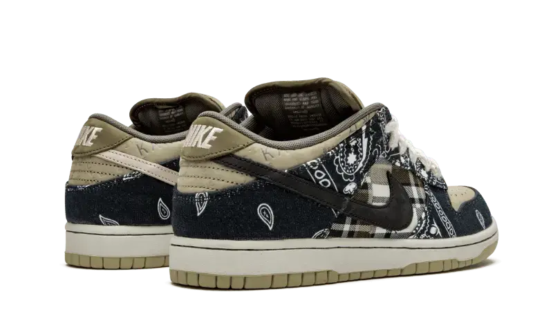 SB Dunk Low Travis Scott Nike